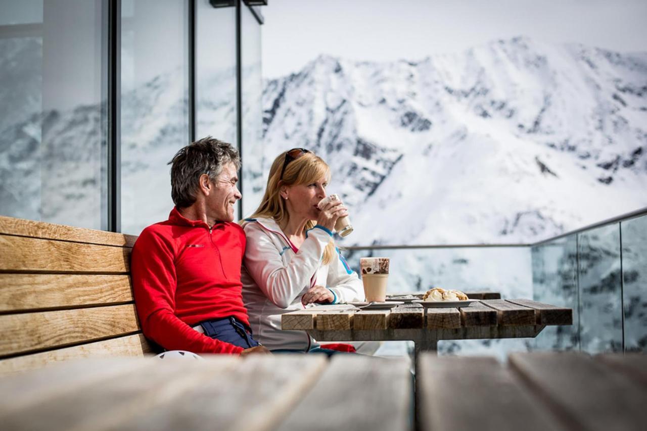 Hotel Vier Jahreszeiten Sankt Leonhard im Pitztal Exteriör bild